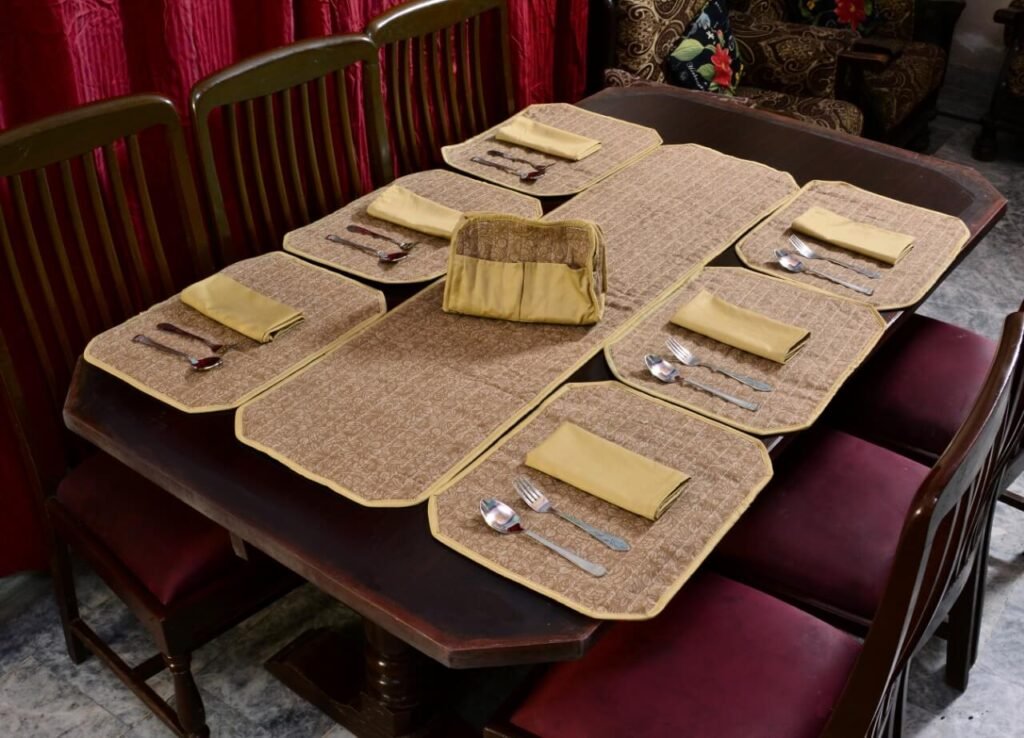 Light Brown Stripe Dining Table Mat Set – 6 Seater
