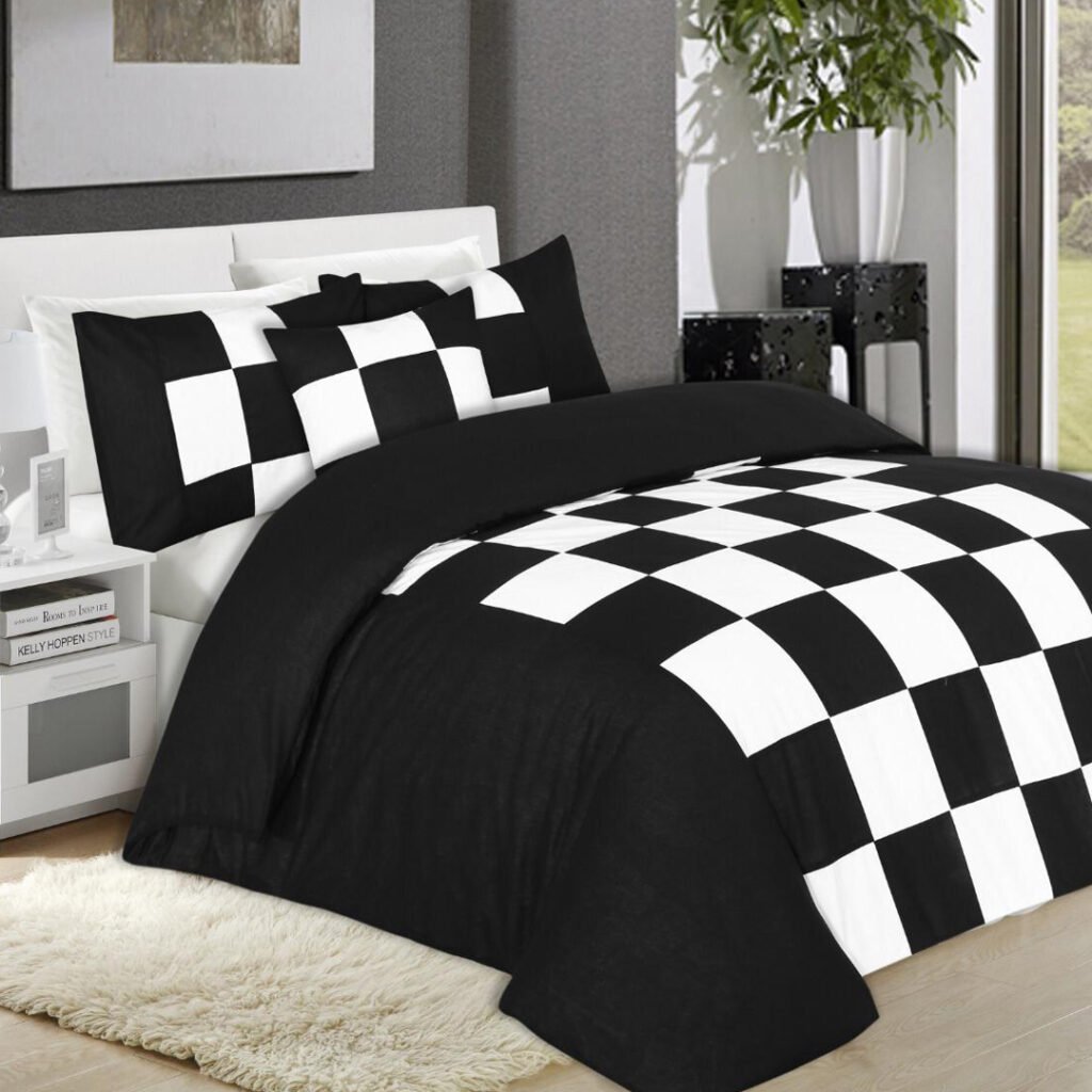 8 Piece Chess Duvet Cover Set – Black & White