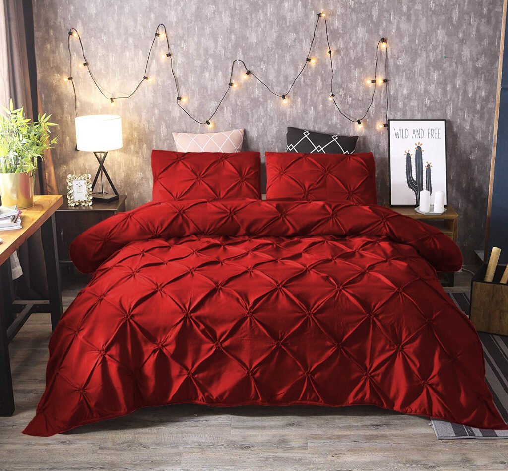 8-Piece Diamond Duvet Cover Set – Maroon